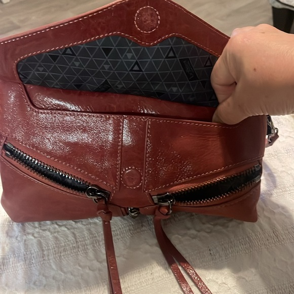 BOTKIER, NY TRIGGER Brown Leather CrossBody Bag with Studs & Fringes. - Picture 4 of 10